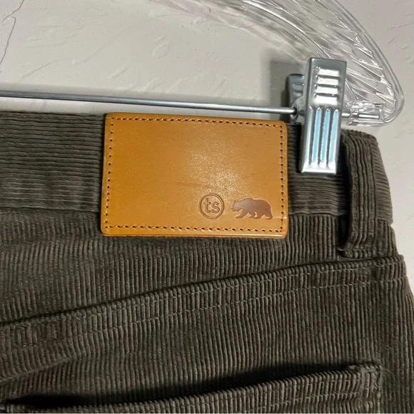 Taylor Stitch Slim All Day Bedford Corduroy Olive Green Straight Pants